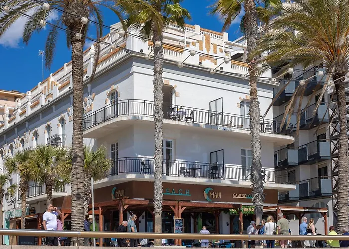 Apartamentos Senabre Palais