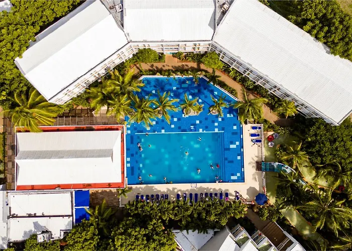 Family Hotel: Hotel Blue Cove By On Vacation