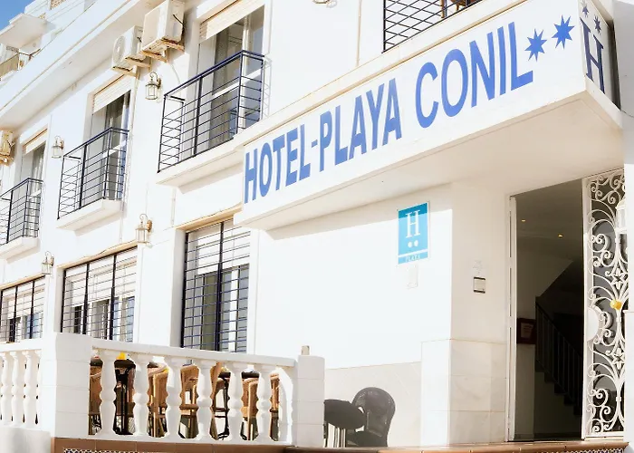 Playa Conil - Beachfront Studios & Suites