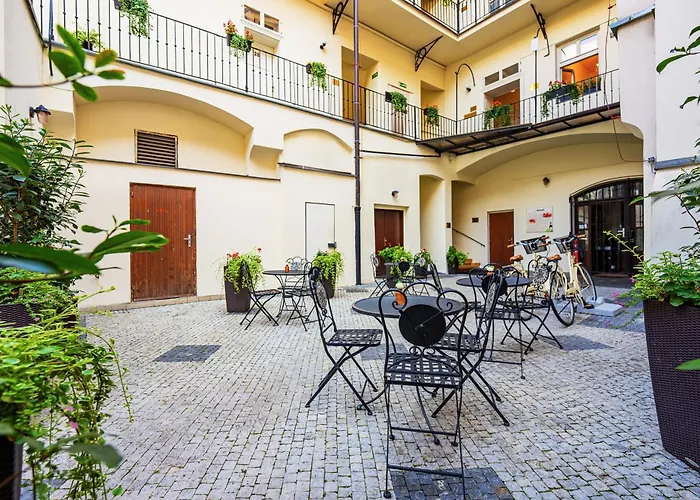 Family Hotel: Josephine Old Town Square Hotel - Czech Leading Hotels