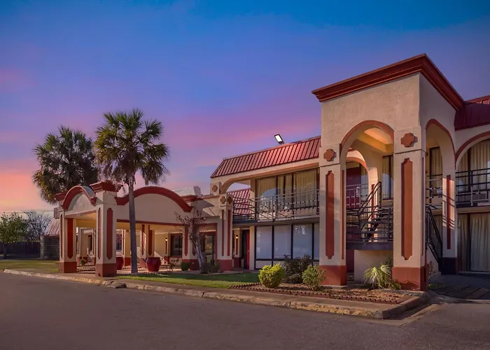 Red Roof Inn - Midtown