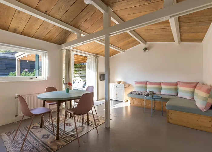 Villa: George'S Lodges Renesse