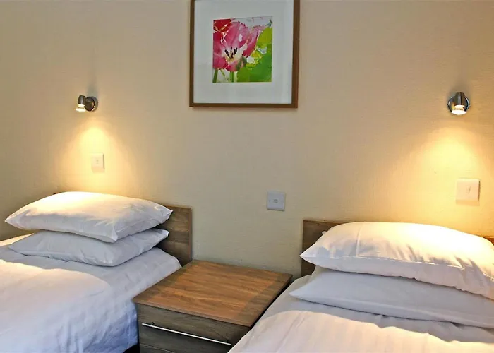 Central Hotel Golders Green