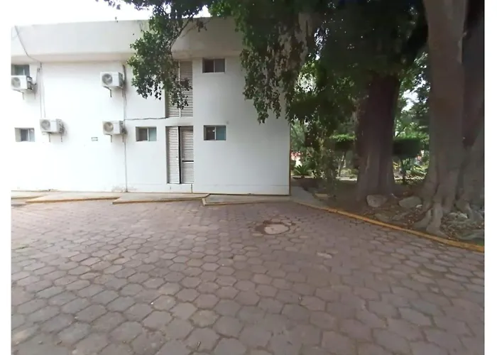 Pet Friendly hotel: Capital O Gran Hotel Campestre