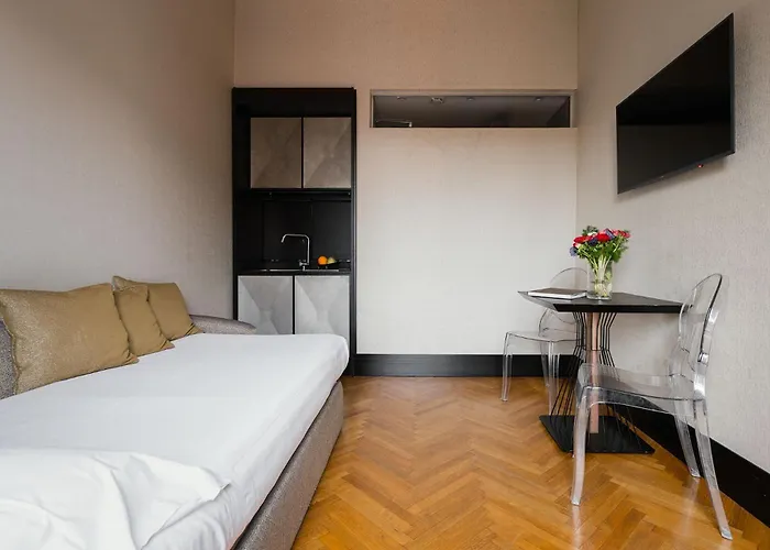 Selbstverpflegung: Unica Suites Rome