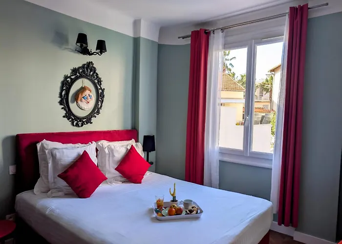 Hôtel Mademoiselle Juan-les-Pins