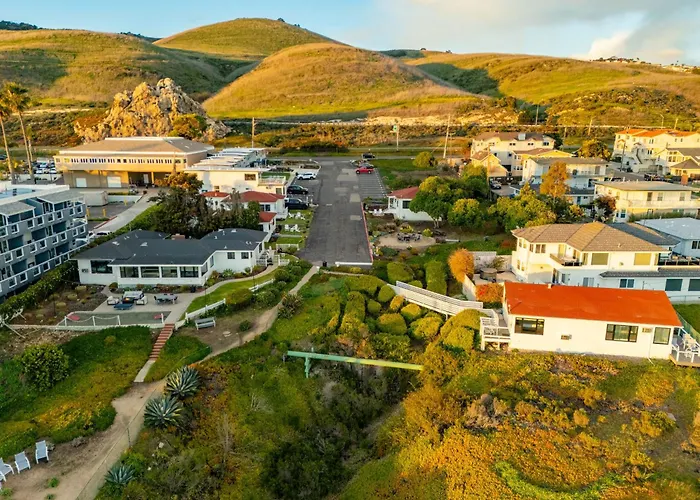 Family Hotel: Tides Oceanview Inn And Cottages