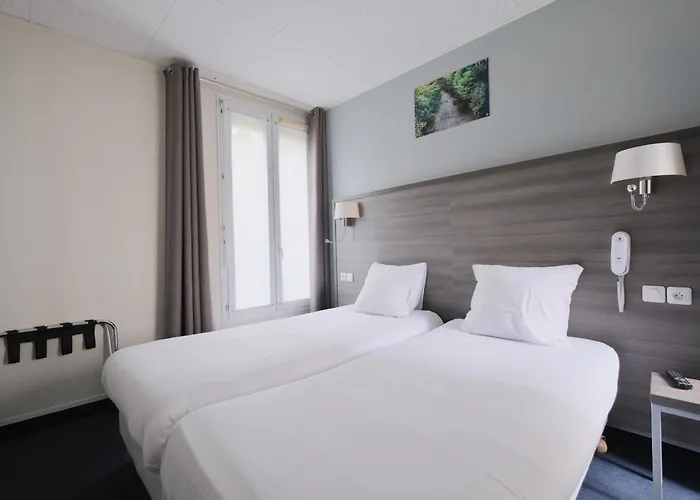 Hotel de 3 estrellas: Hotel Lilas Gambetta