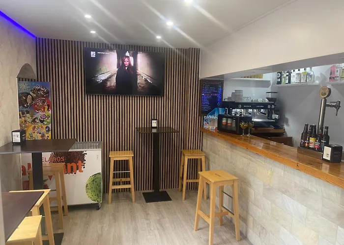 Hotel barato: Hotel Azcona