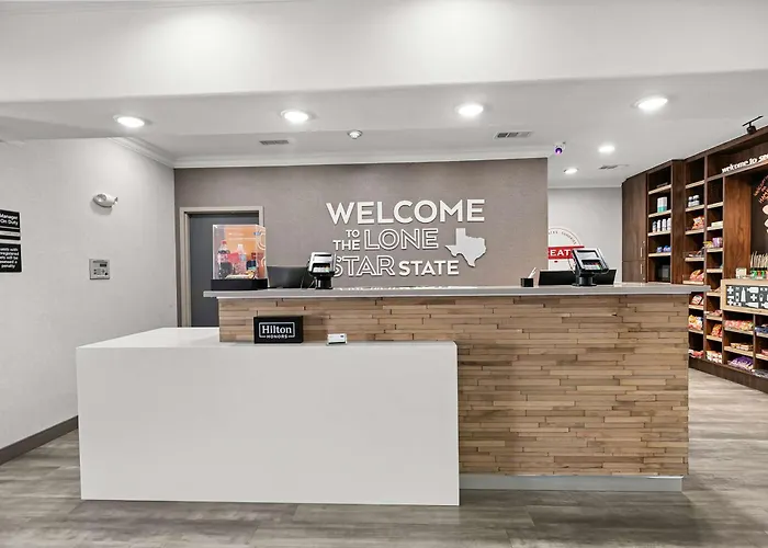 Cheap hotel: Hampton Inn Seguin