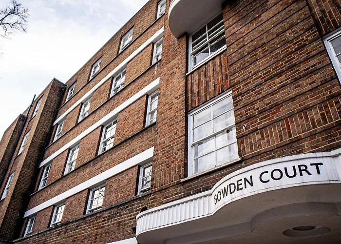 Bowden Court