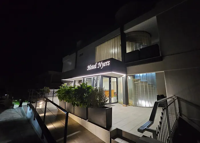  Albergo Nyers