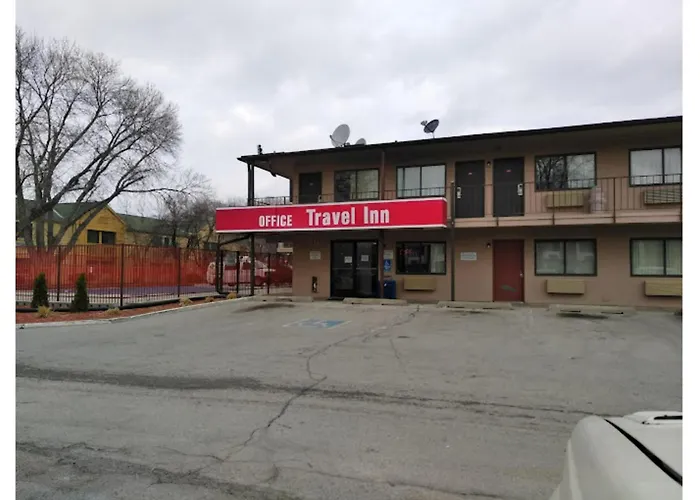 Motel: Travel Inn By Oyo Omaha