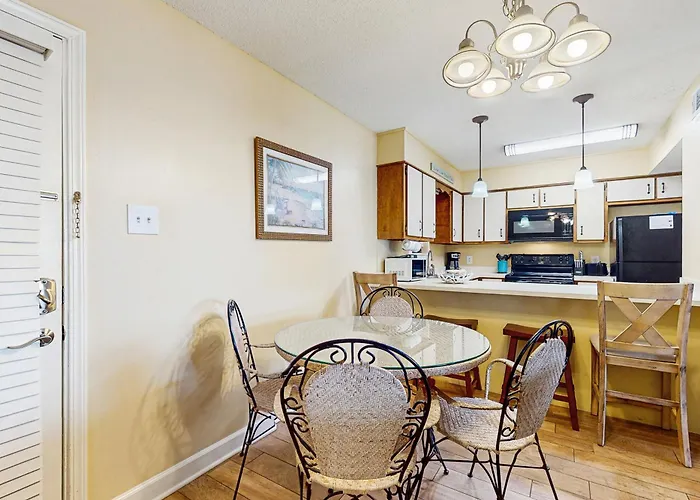 Villa: Sundial Condos