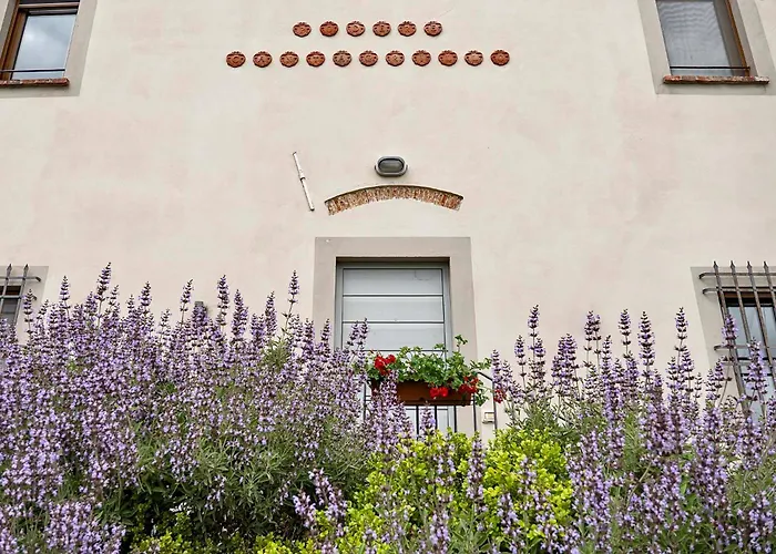 Villa con piscina: Cantagrillo Boutique Resort