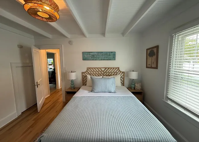 Island Guesthouse And Obx
