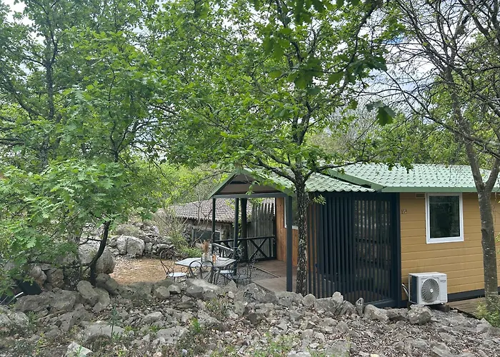 Les Chalets de Labeaume