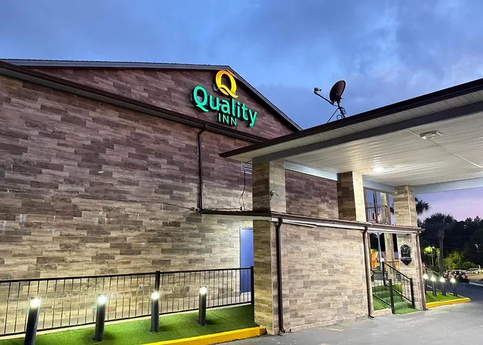 Motel: Quality Inn Crestview I-10 Eglin Afb Area