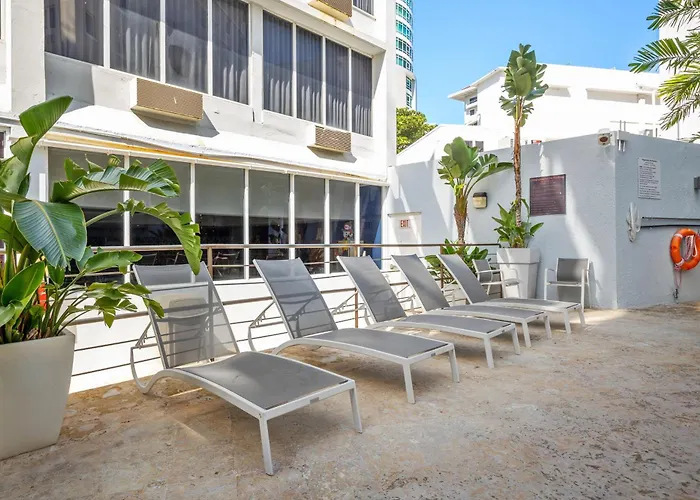 3 star hotel: Holiday Inn Express San Juan Condado By Ihg