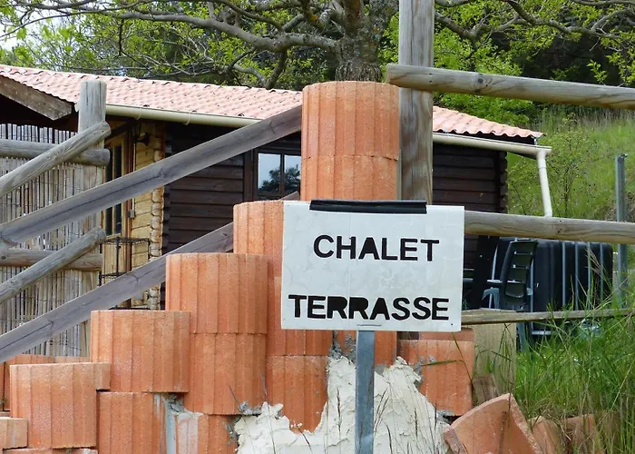 Hôtel accueillant les animaux: Les cabanes de Bourras