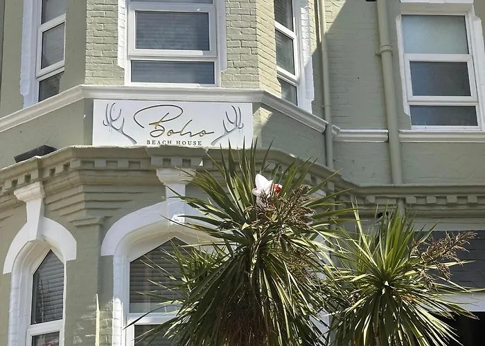 Hotel: The Boho - 4 Min Walk To Beach & Town