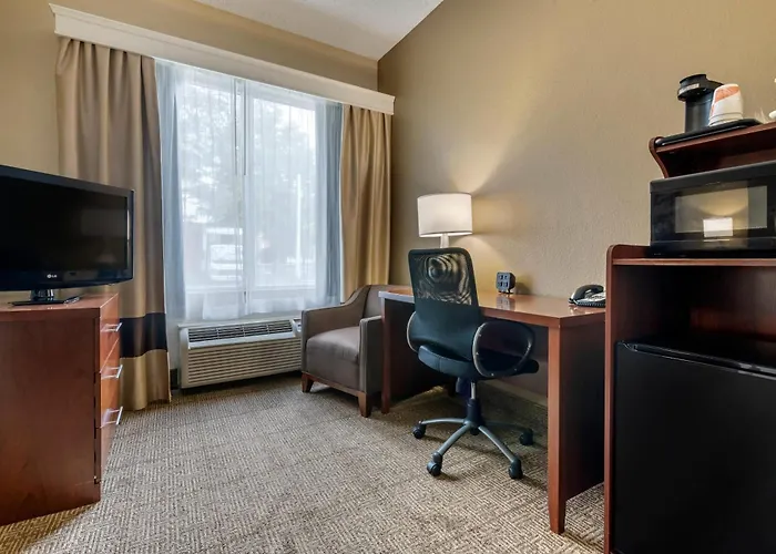 Hotel: Comfort Suites Tamarac Sawgrass