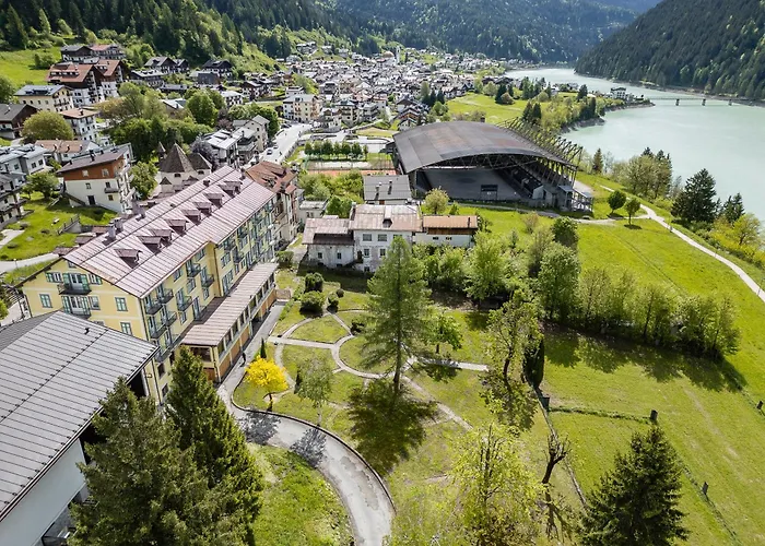 Albergo centrale: Hotel Auronzo - Outdoor Basecamp