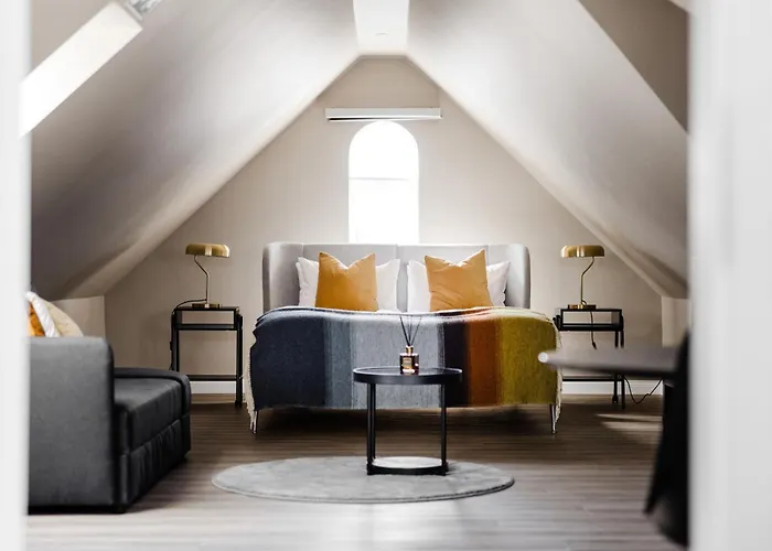 Central hotel: Oddsson Downtown Hotel