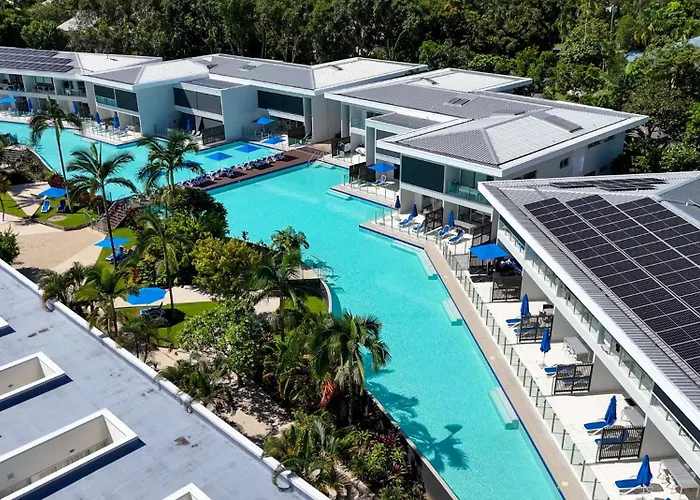 Pool Resort