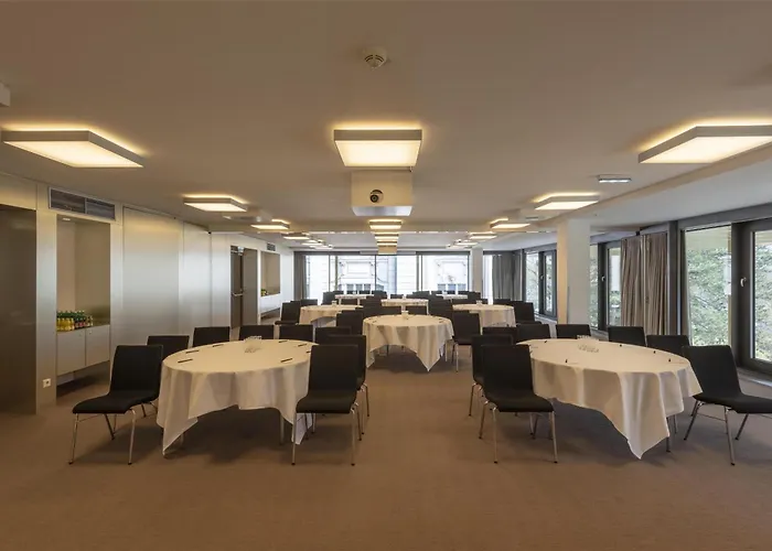 Doubletree By Hilton Schonbrunn
