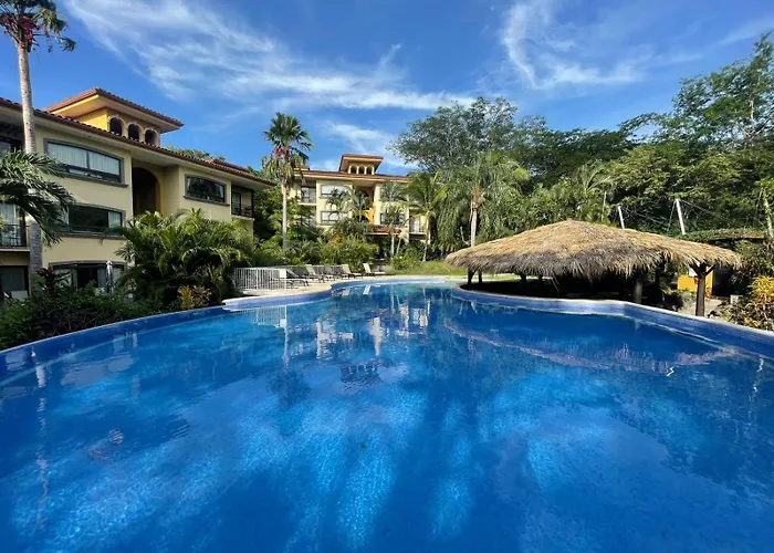 Oaks Tamarindo Pool Front Condominiums Fast Wifi