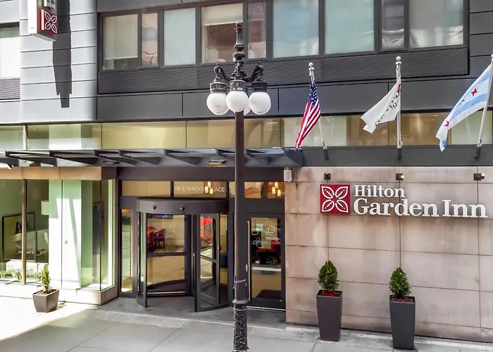 Hilton Garden Inn Chicago Downtown Riverwalk