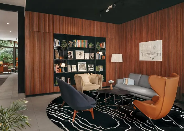 Hotel: Drawing Hotel