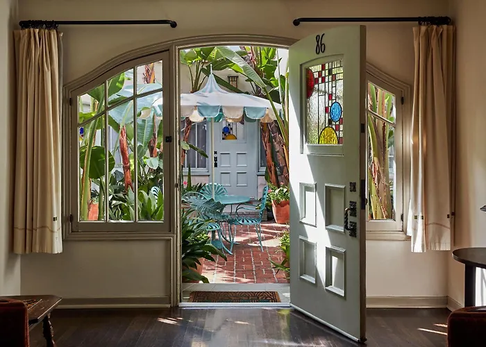 5 star hotel: Chateau Marmont