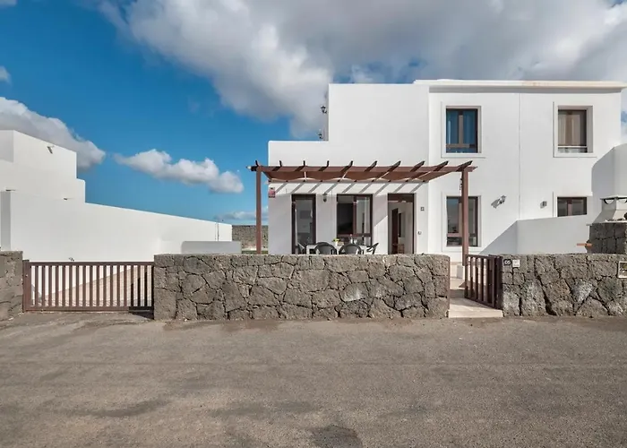 Chalet: Luxury Villa Lanzarote