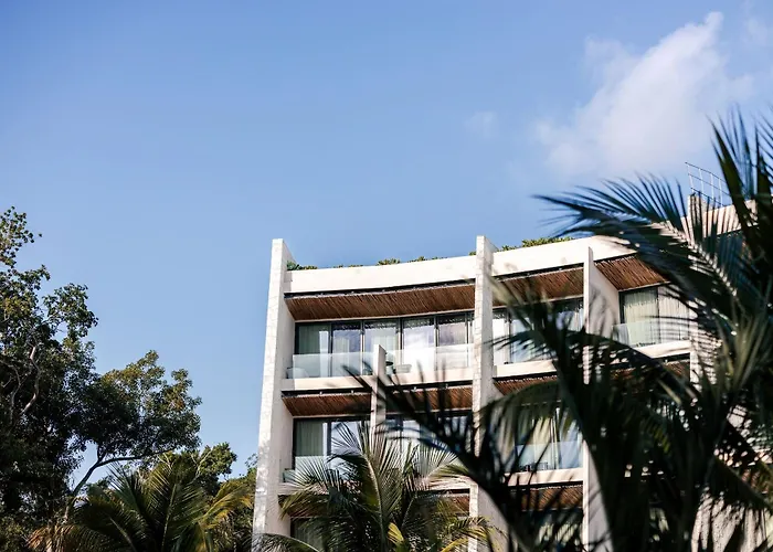 Luxury hotel only: Secrets Tulum Resort & Beach Club (Adults Only)