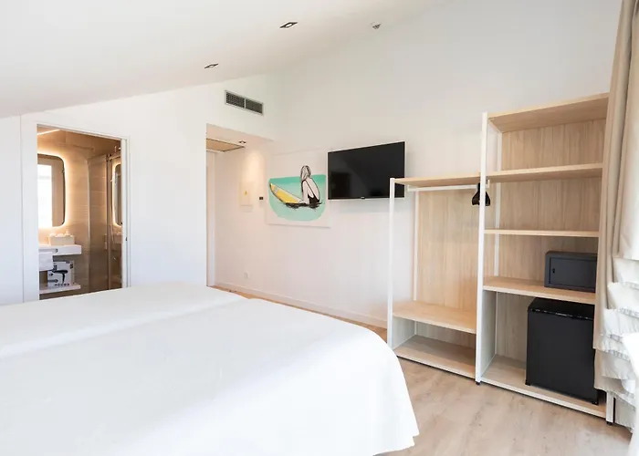Playa Joyel Family Rooms Noja