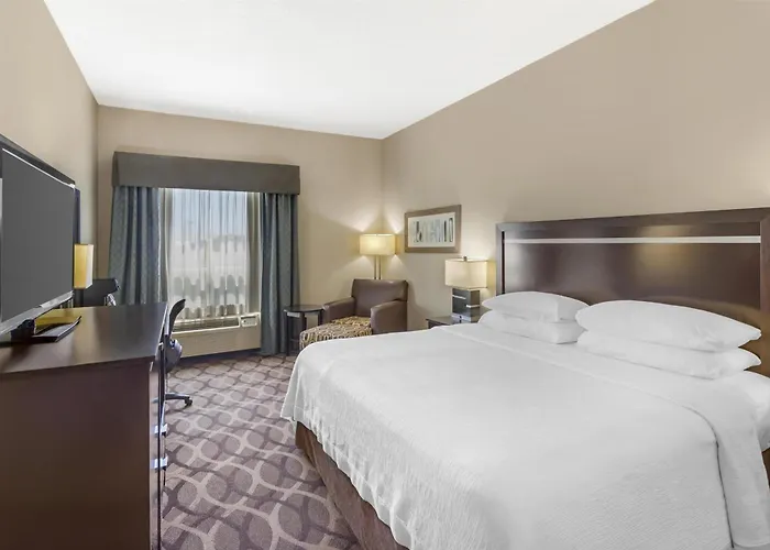 Resort: Best Western Plus Travel Hotel Toronto Airport