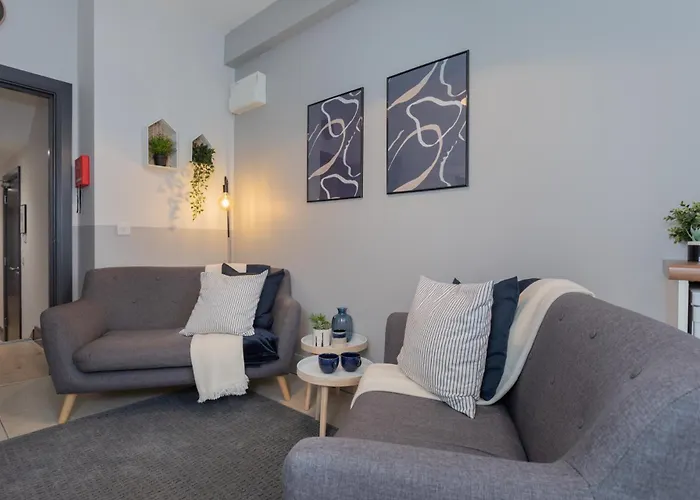 Apartment: Central Belfast Apartments Camden Street