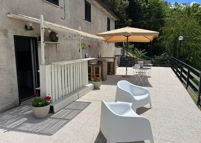 Hotel 3 stelle: Agriturismo Tra Le Colline