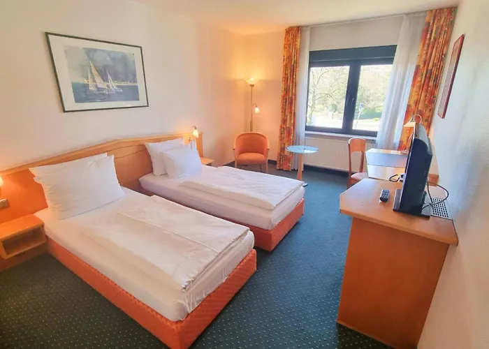 Hotel mit Pool: Hotel Panorama Hamburg-Billstedt