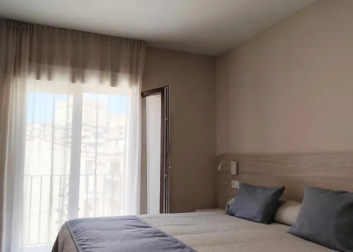 Hotel barato: Hotel Querol
