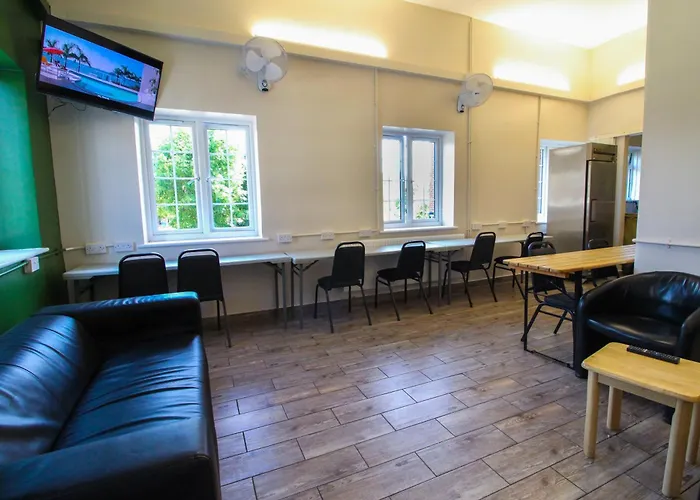 Hostel: London Backpackers Youth Hostel 18 - 35 Years Old Only