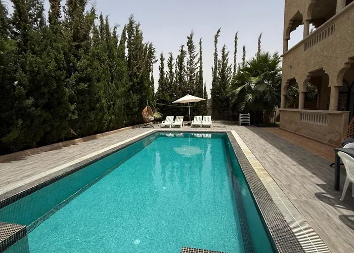 Magnifique Nour Avec Piscine