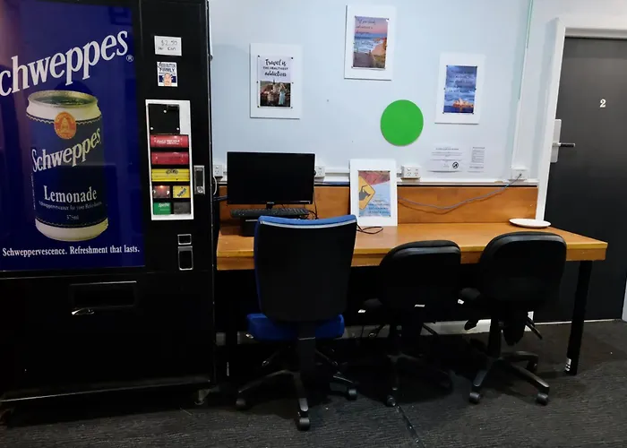 Hostel: Pint On Punt Backpackers