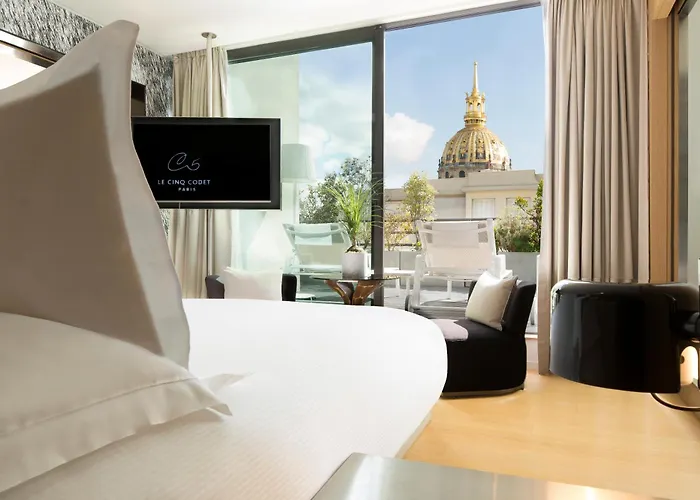 Hotel Jacuzzi: Le Cinq Codet