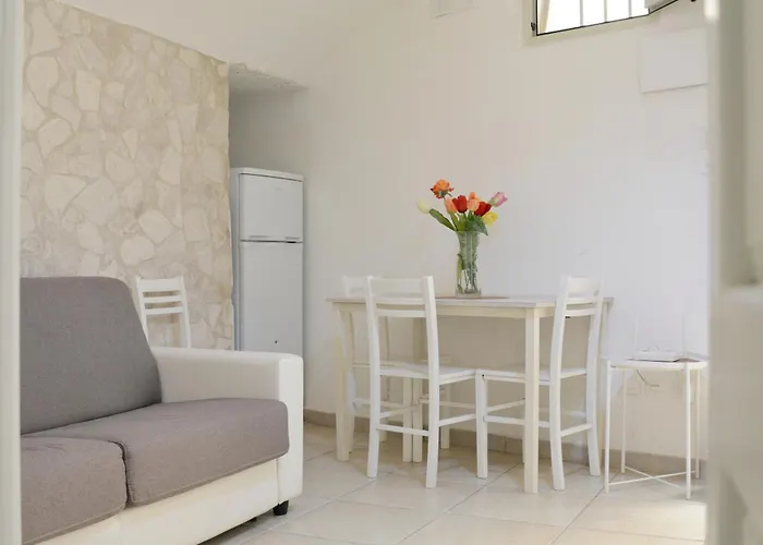 Pet Friendly hotel: Ap Apartment - Spiaggia Della Purita