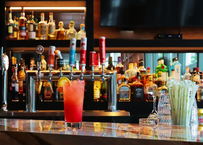 Embassy Suites By Hilton -