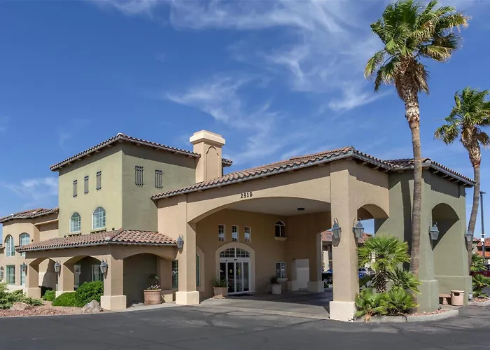 Spa Hotel: Best Western Plus A Wayfarer'S Inn & Suites