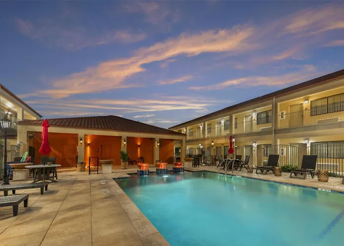 Airport Hotel: Best Western San Isidro Inn